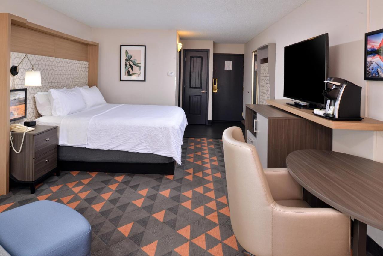 Holiday Inn Great Falls-Convention Center By Ihg Exterior photo