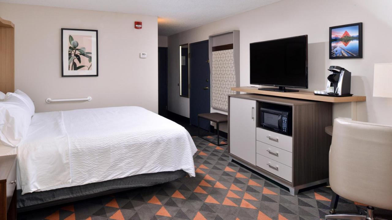 Holiday Inn Great Falls-Convention Center By Ihg Exterior photo