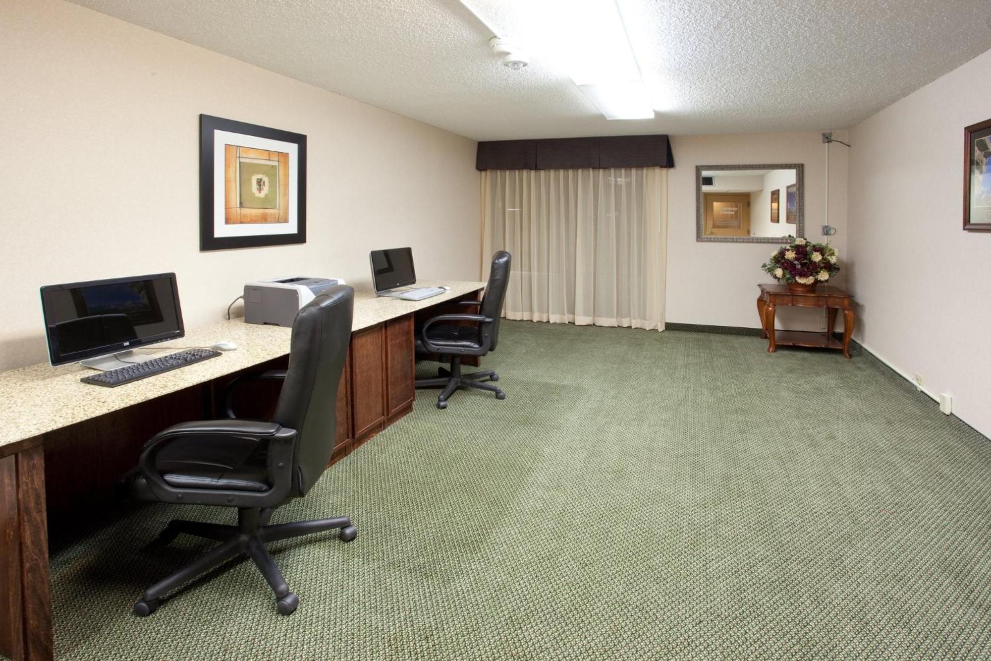Holiday Inn Great Falls-Convention Center By Ihg Exterior photo